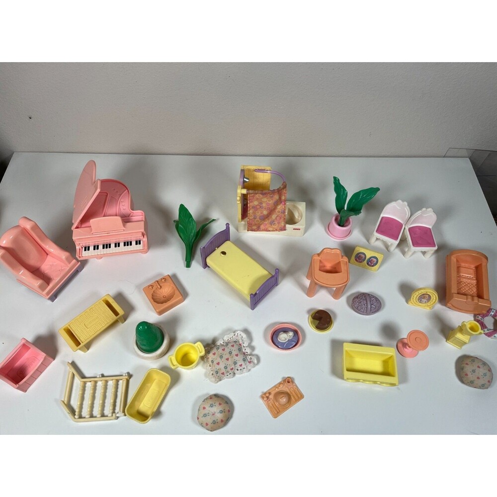 FISHER PRICE LOVING FAMILY FURNITURE ACCESSORIES 1995 Piano 30 pieces